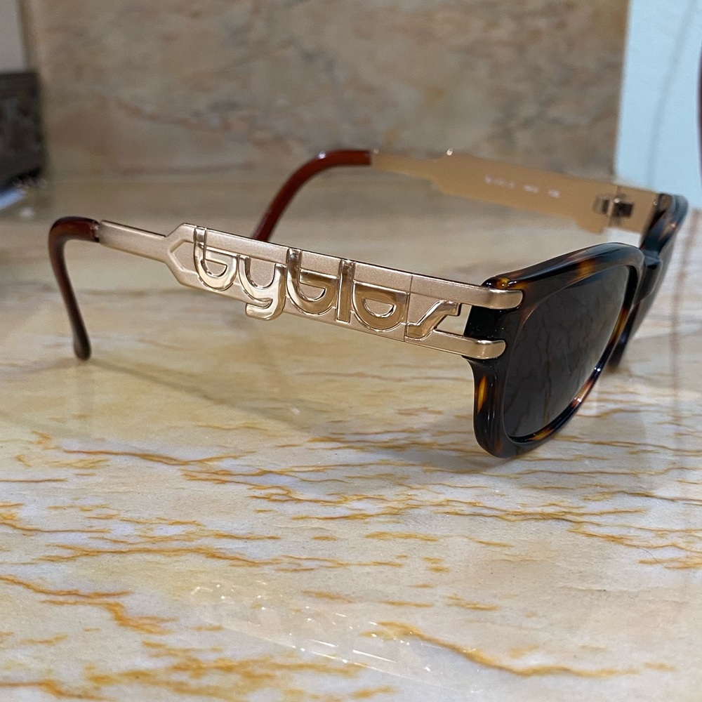Byblos sunglasses